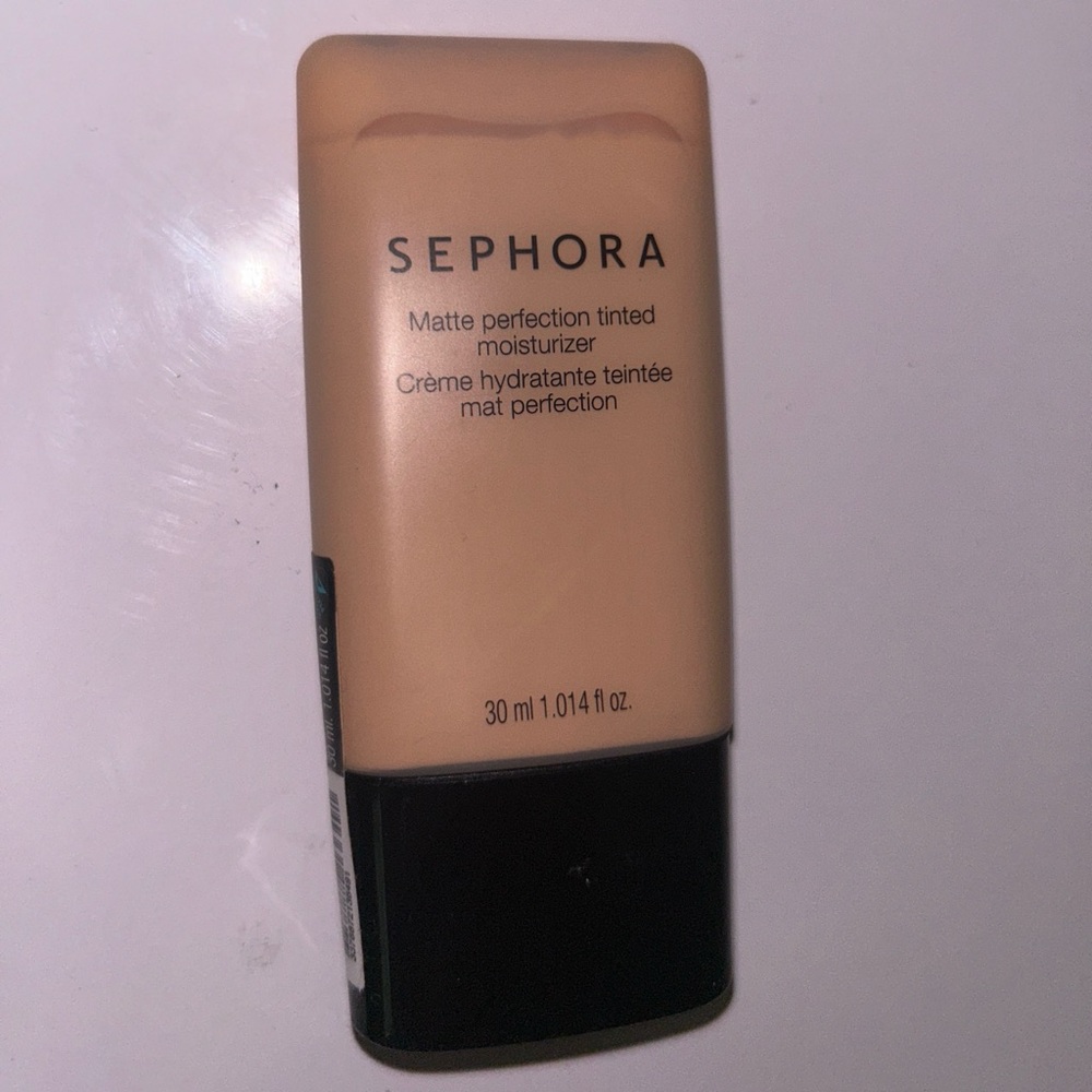 Sephora Matte Perfection Tinted Moisturizer, 30ml #06 satin
